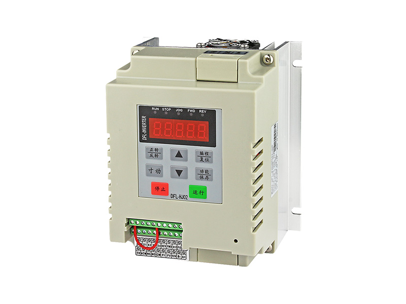 200N單相水泵變頻器，220V供水變頻器，恒壓供水變頻器